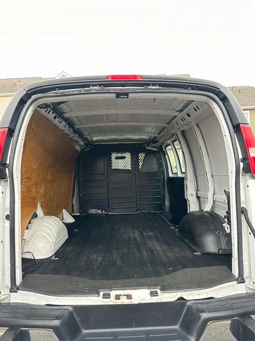 2018 Chevrolet Express Cargo Van RWD 2500 135", available for sale in Paterson, New Jersey | Speedway Motors LLC. Paterson, New Jersey 2018 Chevrolet Express Cargo Van RWD 2500 135", available for sale in Paterson, New Jersey | Speedway Motors LLC. Paterson, New Jersey