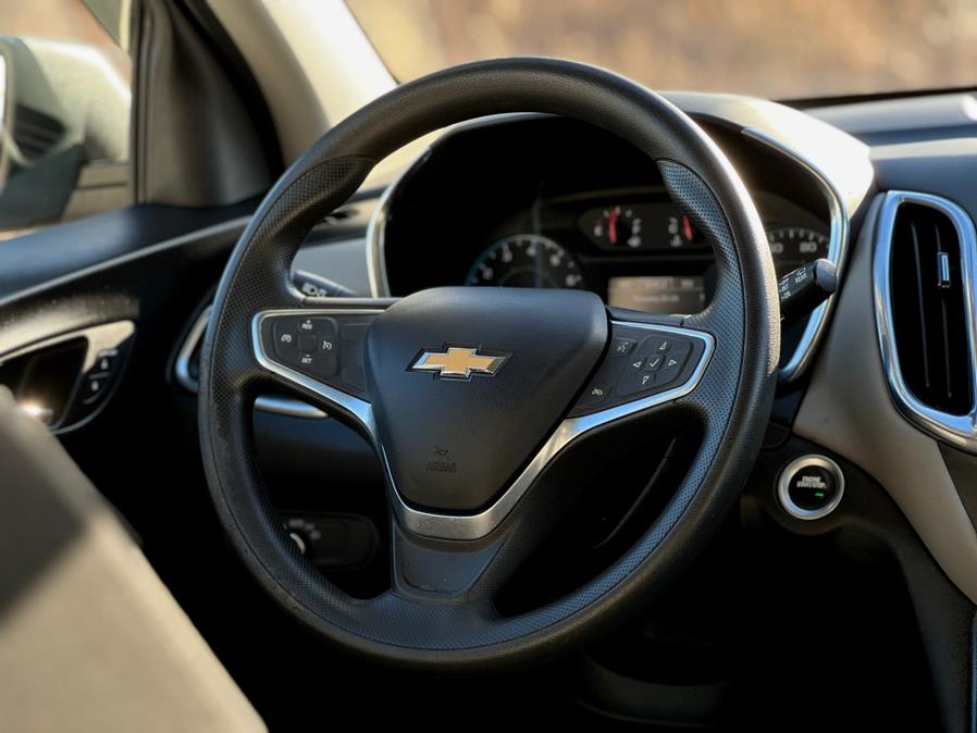 2019 Chevrolet Equinox AWD 4dr LS w/1LS, available for sale in Paterson, New Jersey | Speedway Motors LLC. Paterson, New Jersey 2019 Chevrolet Equinox AWD 4dr LS w/1LS, available for sale in Paterson, New Jersey | Speedway Motors LLC. Paterson, New Jersey