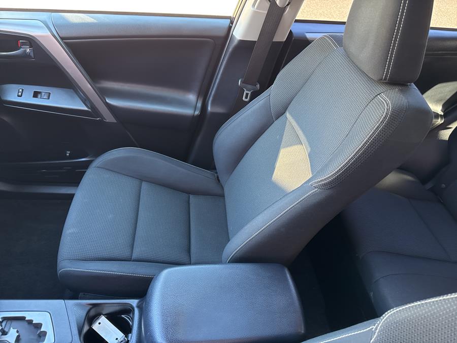 2017 Toyota RAV4 Hybrid XLE AWD, available for sale in Waterbury, Connecticut | National Auto Brokers, Inc.. Waterbury, Connecticut 2017 Toyota RAV4 Hybrid XLE AWD, available for sale in Waterbury, Connecticut | National Auto Brokers, Inc.. Waterbury, Connecticut