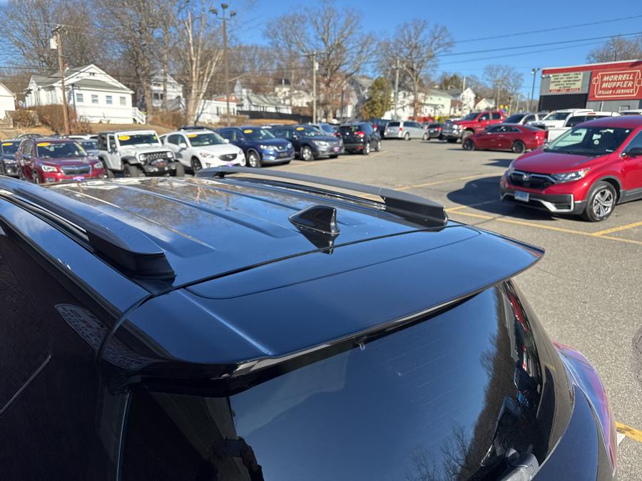 2017 Toyota RAV4 Hybrid XLE AWD, available for sale in Waterbury, Connecticut | National Auto Brokers, Inc.. Waterbury, Connecticut 2017 Toyota RAV4 Hybrid XLE AWD, available for sale in Waterbury, Connecticut | National Auto Brokers, Inc.. Waterbury, Connecticut