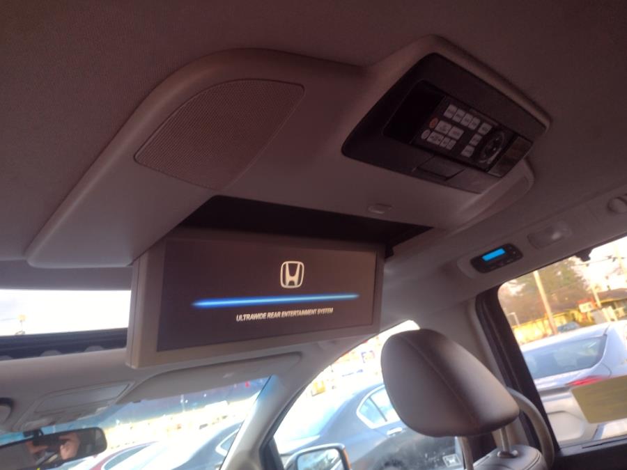 2012 Honda Odyssey 5dr Touring Elite, available for sale in Chicopee, Massachusetts | Matts Auto Mall LLC. Chicopee, Massachusetts 2012 Honda Odyssey 5dr Touring Elite, available for sale in Chicopee, Massachusetts | Matts Auto Mall LLC. Chicopee, Massachusetts