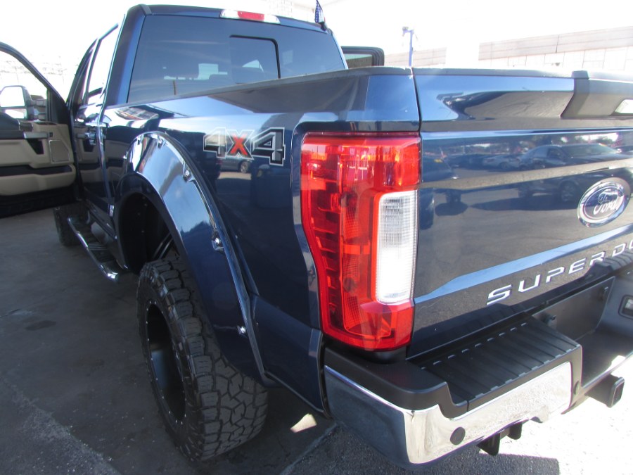 2017 Ford Super Duty F-350 SRW Lariat 4WD Crew Cab 6.75'' Box, available for sale in Orlando, Florida | VIP Auto Enterprise, Inc. Orlando, Florida 2017 Ford Super Duty F-350 SRW Lariat 4WD Crew Cab 6.75'' Box, available for sale in Orlando, Florida | VIP Auto Enterprise, Inc. Orlando, Florida