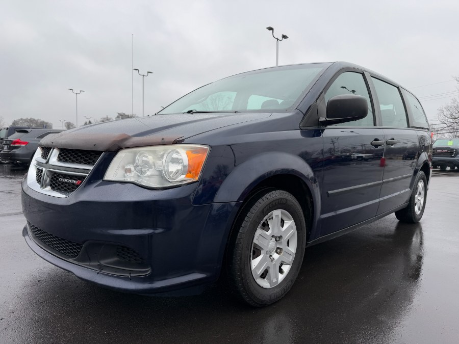 Used 2013 Dodge Grand Caravan in Ortonville, Michigan | Marsh Auto Sales LLC. Ortonville, Michigan