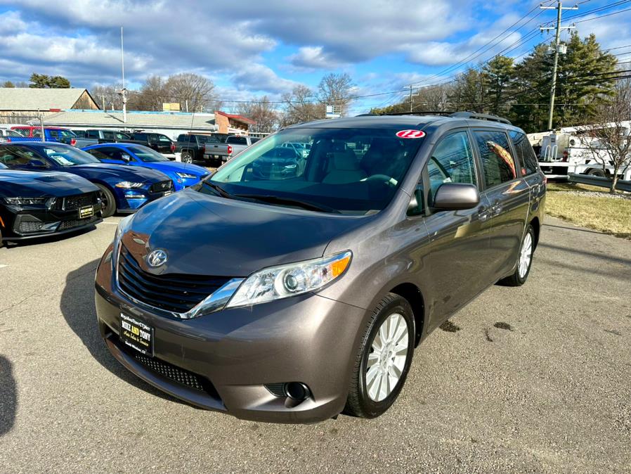 Used 2012 Toyota Sienna in South Windsor, Connecticut | Mike And Tony Auto Sales, Inc. South Windsor, Connecticut