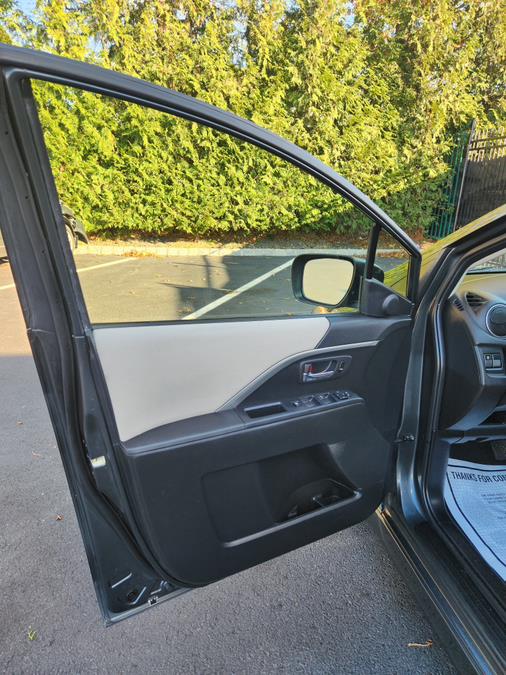 2012 Mazda Mazda5 4dr Wgn Auto Touring, available for sale in Garfield, New Jersey | Mikes Auto Sales LLC. Garfield, New Jersey 2012 Mazda Mazda5 4dr Wgn Auto Touring, available for sale in Garfield, New Jersey | Mikes Auto Sales LLC. Garfield, New Jersey