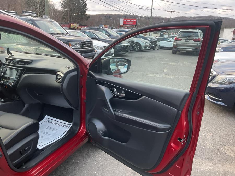 2021 Nissan Rogue Sport AWD SL, available for sale in Waterbury, Connecticut | Jim Juliani Motors. Waterbury, Connecticut 2021 Nissan Rogue Sport AWD SL, available for sale in Waterbury, Connecticut | Jim Juliani Motors. Waterbury, Connecticut