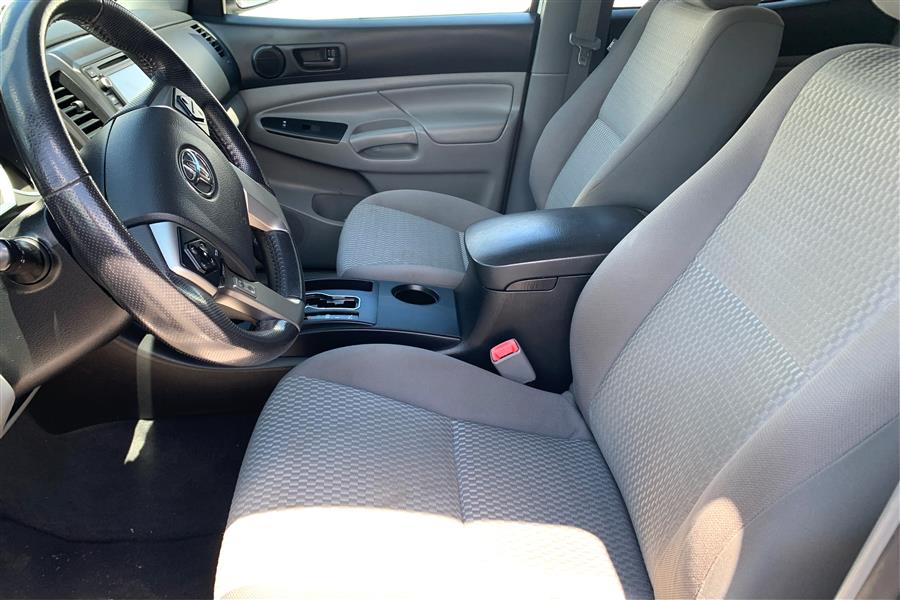 2015 Toyota Tacoma 4WD Double Cab V6 AT (Natl), available for sale in Lindenhurst, New York | Power Motor Group. Lindenhurst, New York 2015 Toyota Tacoma 4WD Double Cab V6 AT (Natl), available for sale in Lindenhurst, New York | Power Motor Group. Lindenhurst, New York