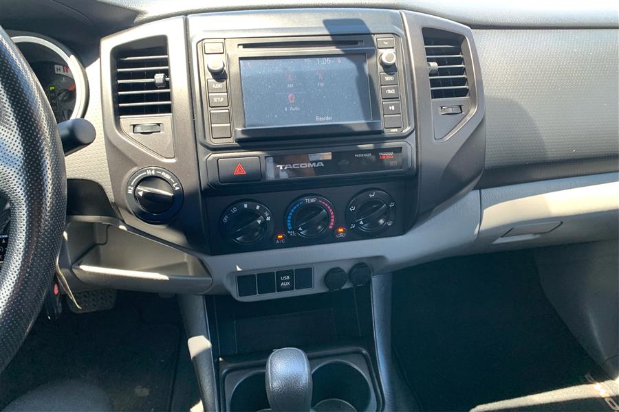 2015 Toyota Tacoma 4WD Double Cab V6 AT (Natl), available for sale in Lindenhurst, New York | Power Motor Group. Lindenhurst, New York 2015 Toyota Tacoma 4WD Double Cab V6 AT (Natl), available for sale in Lindenhurst, New York | Power Motor Group. Lindenhurst, New York
