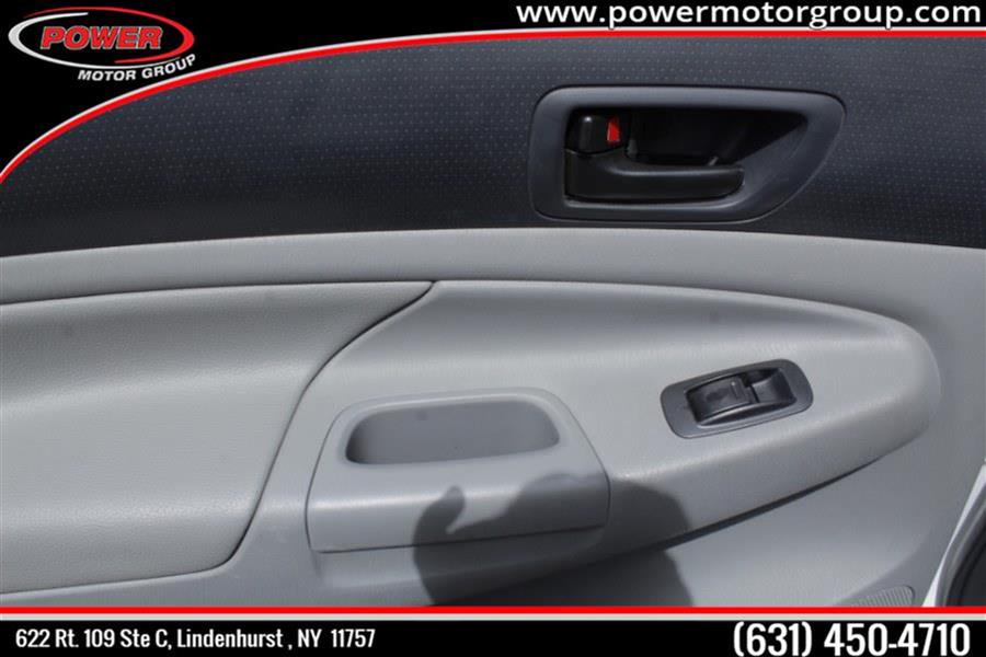 2015 Toyota Tacoma 4WD Double Cab V6 AT (Natl), available for sale in Lindenhurst, New York | Power Motor Group. Lindenhurst, New York 2015 Toyota Tacoma 4WD Double Cab V6 AT (Natl), available for sale in Lindenhurst, New York | Power Motor Group. Lindenhurst, New York