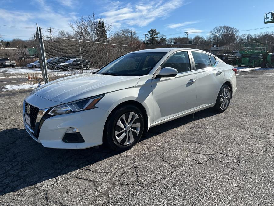 2021 Nissan Altima 2.5 S Sedan, available for sale in Milford, Connecticut | Dealertown Auto Wholesalers. Milford, Connecticut 2021 Nissan Altima 2.5 S Sedan, available for sale in Milford, Connecticut | Dealertown Auto Wholesalers. Milford, Connecticut
