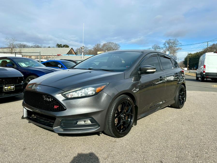 2015 Ford Focus 5dr HB ST, available for sale in South Windsor, Connecticut | Mike And Tony Auto Sales, Inc. South Windsor, Connecticut