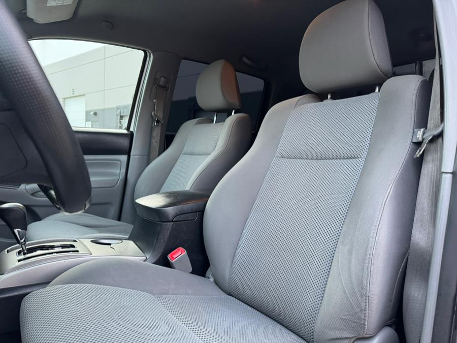 2014 Toyota Tacoma 4WD Double Cab V6 AT (Natl), available for sale in Salt Lake City, Utah | New Level Motors. Salt Lake City, Utah 2014 Toyota Tacoma 4WD Double Cab V6 AT (Natl), available for sale in Salt Lake City, Utah | New Level Motors. Salt Lake City, Utah
