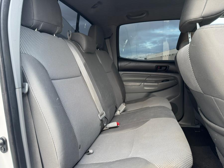 2014 Toyota Tacoma 4WD Double Cab V6 AT (Natl), available for sale in Salt Lake City, Utah | New Level Motors. Salt Lake City, Utah 2014 Toyota Tacoma 4WD Double Cab V6 AT (Natl), available for sale in Salt Lake City, Utah | New Level Motors. Salt Lake City, Utah