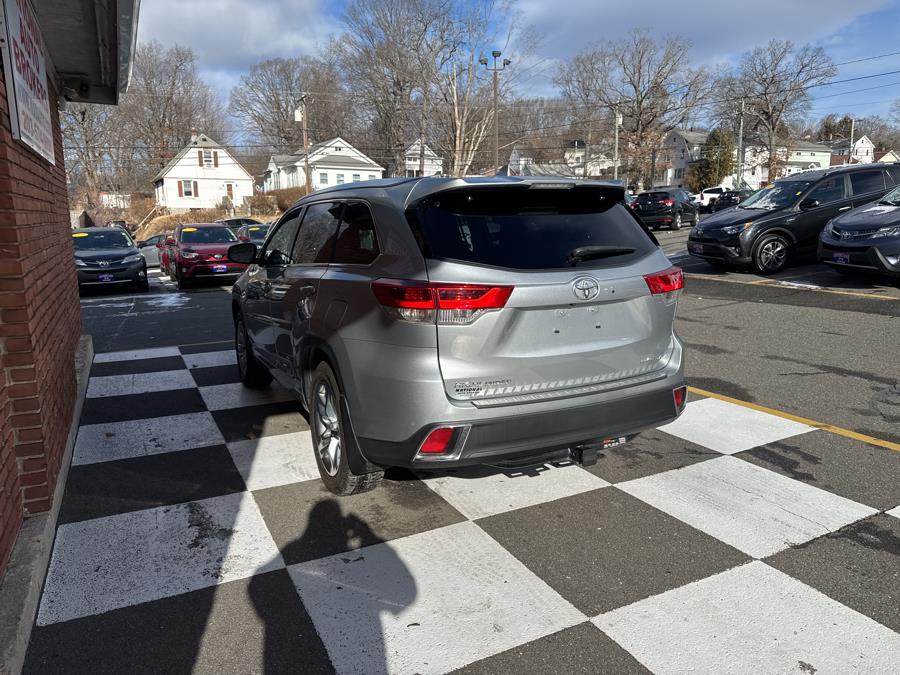 2018 Toyota Highlander Limited V6 AWD, available for sale in Waterbury, Connecticut | National Auto Brokers, Inc.. Waterbury, Connecticut 2018 Toyota Highlander Limited V6 AWD, available for sale in Waterbury, Connecticut | National Auto Brokers, Inc.. Waterbury, Connecticut