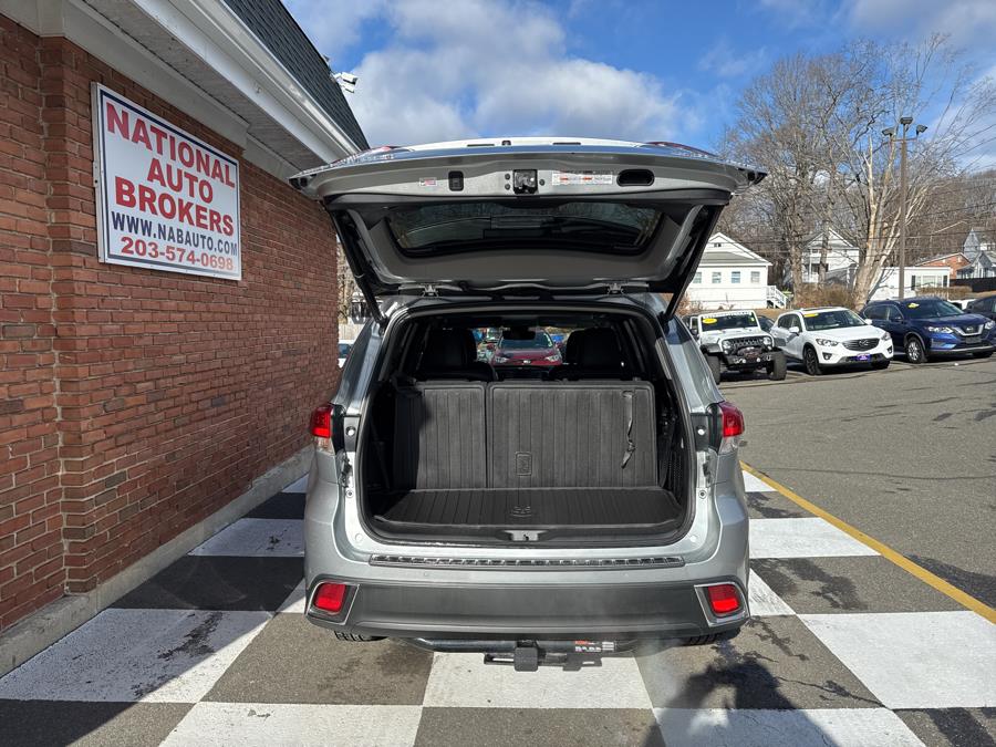 2018 Toyota Highlander Limited V6 AWD, available for sale in Waterbury, Connecticut | National Auto Brokers, Inc.. Waterbury, Connecticut 2018 Toyota Highlander Limited V6 AWD, available for sale in Waterbury, Connecticut | National Auto Brokers, Inc.. Waterbury, Connecticut