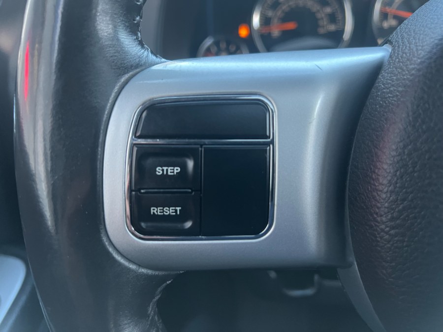 2015 Jeep Compass 4WD 4dr Latitude, available for sale in Bristol, Connecticut | Bristol Auto Center LLC. Bristol, Connecticut 2015 Jeep Compass 4WD 4dr Latitude, available for sale in Bristol, Connecticut | Bristol Auto Center LLC. Bristol, Connecticut