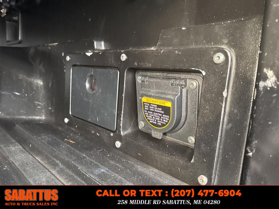 2010 Toyota Tacoma 4WD Double V6 AT, available for sale in Sabattus, Maine | Sabattus Auto and Truck Sales Inc. Sabattus, Maine 2010 Toyota Tacoma 4WD Double V6 AT, available for sale in Sabattus, Maine | Sabattus Auto and Truck Sales Inc. Sabattus, Maine