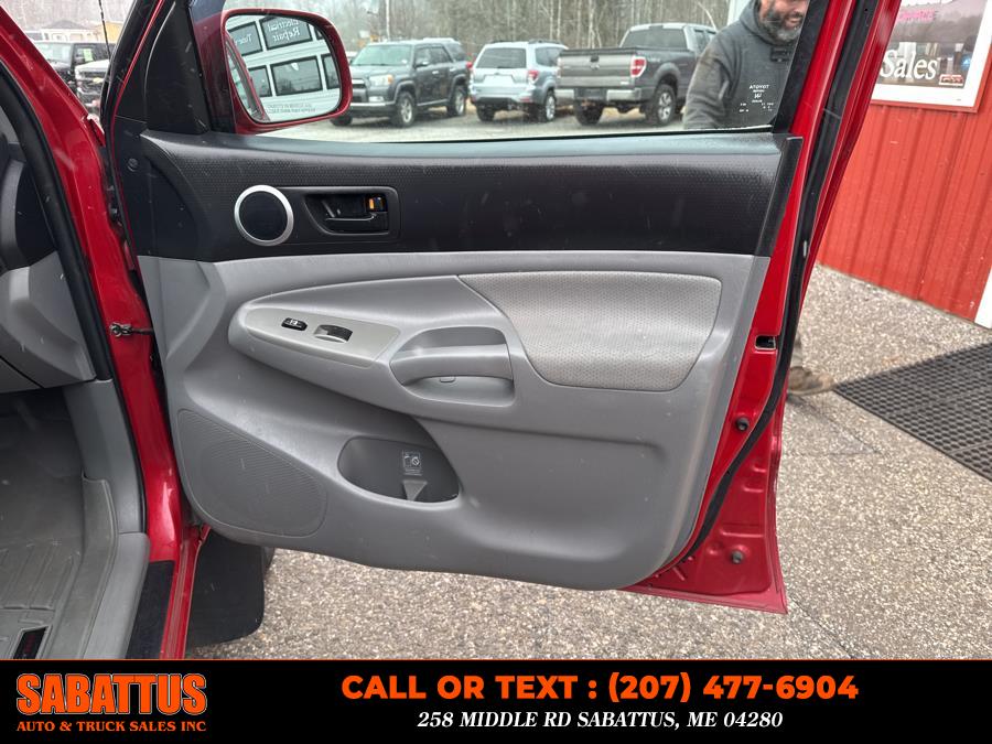 2010 Toyota Tacoma 4WD Double V6 AT, available for sale in Sabattus, Maine | Sabattus Auto and Truck Sales Inc. Sabattus, Maine 2010 Toyota Tacoma 4WD Double V6 AT, available for sale in Sabattus, Maine | Sabattus Auto and Truck Sales Inc. Sabattus, Maine