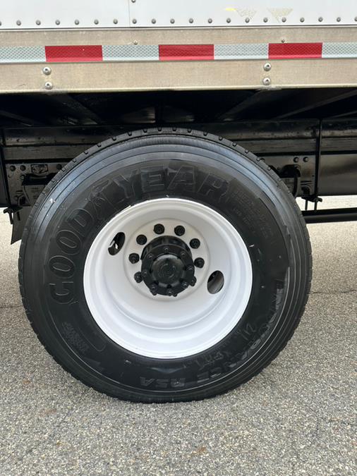 2020 HINO 268A 26FT MORGAN BOX/MAXON LIFTGATE NON CDL, available for sale in Paterson, New Jersey | Speedway Commercial Motors LLC. Paterson, New Jersey 2020 HINO 268A 26FT MORGAN BOX/MAXON LIFTGATE NON CDL, available for sale in Paterson, New Jersey | Speedway Commercial Motors LLC. Paterson, New Jersey