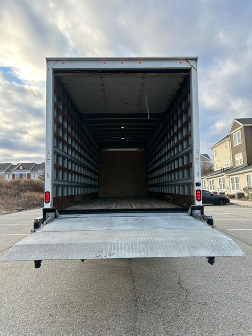 2020 HINO 268A 26FT MORGAN BOX/MAXON LIFTGATE NON CDL, available for sale in Paterson, New Jersey | Speedway Commercial Motors LLC. Paterson, New Jersey 2020 HINO 268A 26FT MORGAN BOX/MAXON LIFTGATE NON CDL, available for sale in Paterson, New Jersey | Speedway Commercial Motors LLC. Paterson, New Jersey