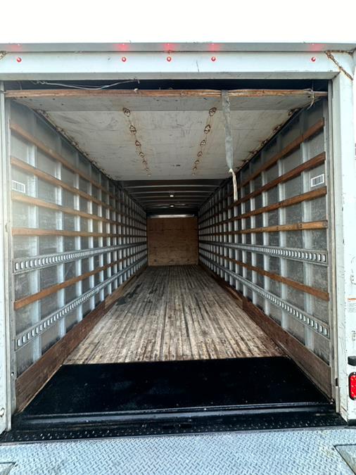 2020 HINO 268A 26FT MORGAN BOX/MAXON LIFTGATE NON CDL, available for sale in Paterson, New Jersey | Speedway Commercial Motors LLC. Paterson, New Jersey 2020 HINO 268A 26FT MORGAN BOX/MAXON LIFTGATE NON CDL, available for sale in Paterson, New Jersey | Speedway Commercial Motors LLC. Paterson, New Jersey