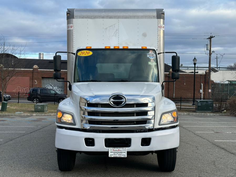 2020 HINO 268A 26FT MORGAN BOX/MAXON LIFTGATE NON CDL, available for sale in Paterson, New Jersey | Speedway Commercial Motors LLC. Paterson, New Jersey 2020 HINO 268A 26FT MORGAN BOX/MAXON LIFTGATE NON CDL, available for sale in Paterson, New Jersey | Speedway Commercial Motors LLC. Paterson, New Jersey