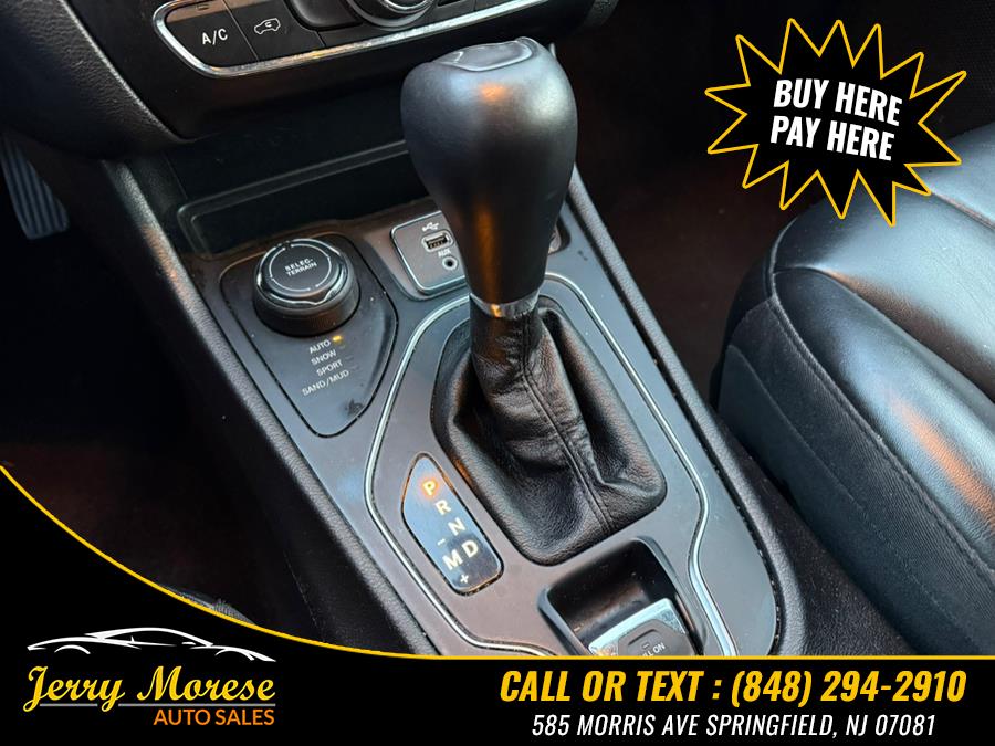 2019 Jeep Cherokee Latitude Plus 4x4, available for sale in Springfield, New Jersey | Jerry Morese Auto Sales. Springfield, New Jersey 2019 Jeep Cherokee Latitude Plus 4x4, available for sale in Springfield, New Jersey | Jerry Morese Auto Sales. Springfield, New Jersey