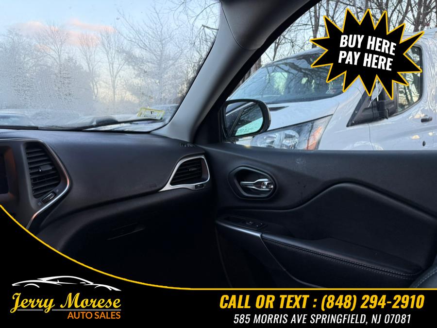 2019 Jeep Cherokee Latitude Plus 4x4, available for sale in Springfield, New Jersey | Jerry Morese Auto Sales. Springfield, New Jersey 2019 Jeep Cherokee Latitude Plus 4x4, available for sale in Springfield, New Jersey | Jerry Morese Auto Sales. Springfield, New Jersey