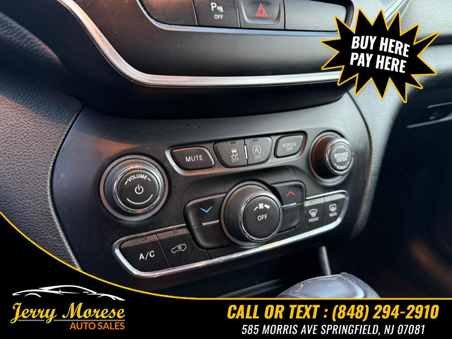 2019 Jeep Cherokee Latitude Plus 4x4, available for sale in Springfield, New Jersey | Jerry Morese Auto Sales. Springfield, New Jersey 2019 Jeep Cherokee Latitude Plus 4x4, available for sale in Springfield, New Jersey | Jerry Morese Auto Sales. Springfield, New Jersey
