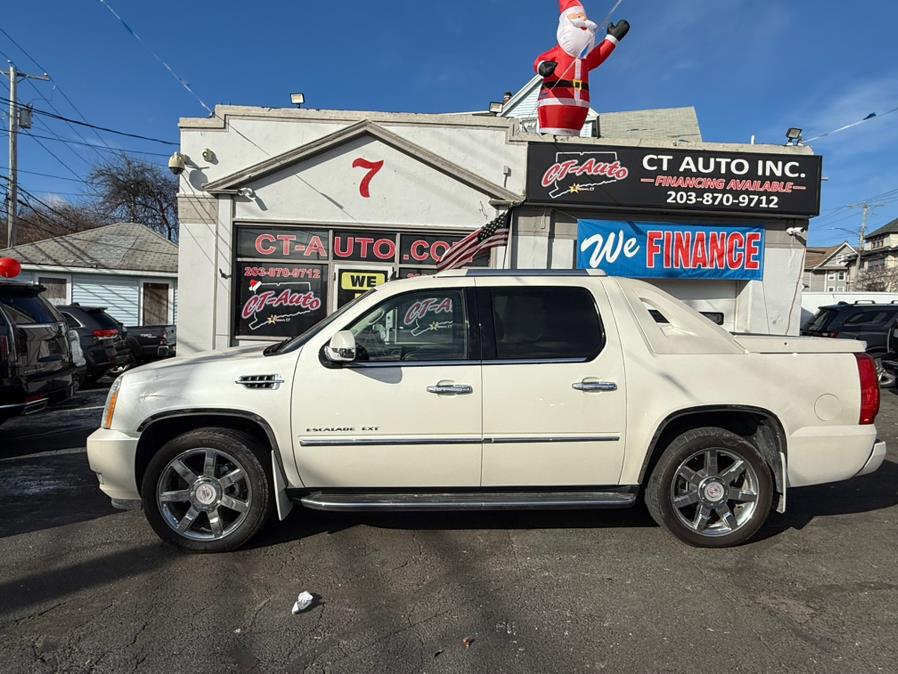 Used 2012 Cadillac Escalade EXT in Bridgeport, Connecticut | CT Auto. Bridgeport, Connecticut