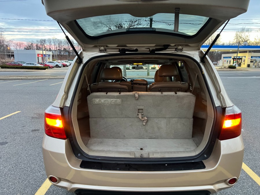 2010 Toyota Highlander 4WD 4dr V6 Base, available for sale in Hartford , Connecticut | Ledyard Auto Sale LLC. Hartford , Connecticut 2010 Toyota Highlander 4WD 4dr V6 Base, available for sale in Hartford , Connecticut | Ledyard Auto Sale LLC. Hartford , Connecticut