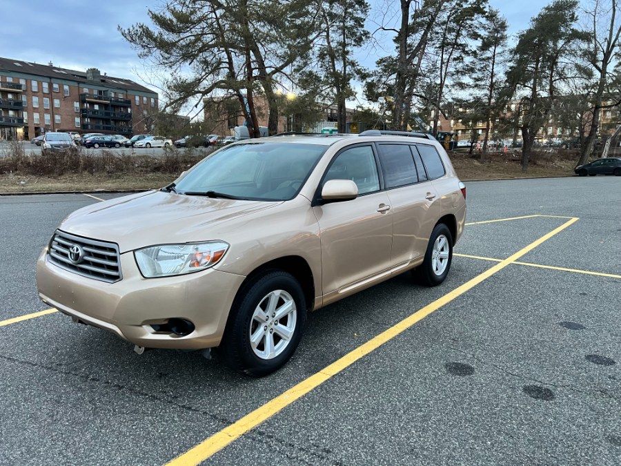 2010 Toyota Highlander 4WD 4dr V6 Base, available for sale in Hartford , Connecticut | Ledyard Auto Sale LLC. Hartford , Connecticut 2010 Toyota Highlander 4WD 4dr V6 Base, available for sale in Hartford , Connecticut | Ledyard Auto Sale LLC. Hartford , Connecticut