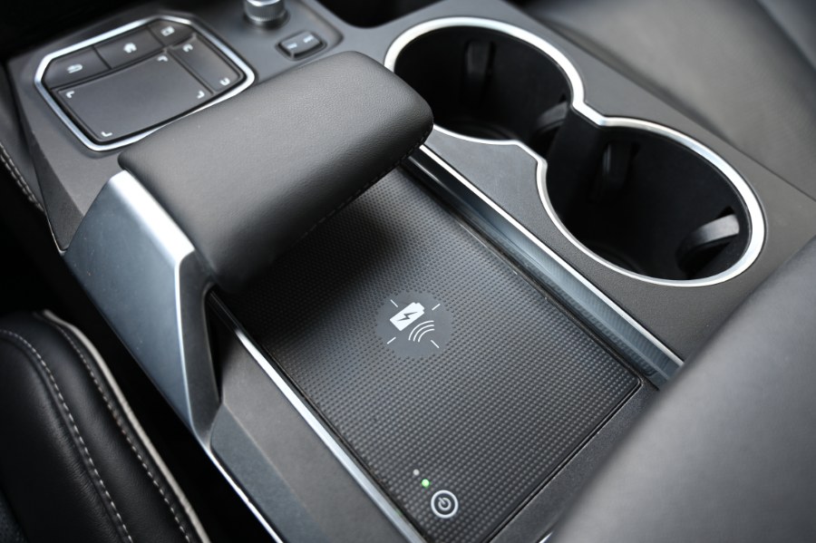 2022 Acura MDX SH-AWD w/Advance Package, available for sale in Waterbury, Connecticut | Highline Car Connection. Waterbury, Connecticut 2022 Acura MDX SH-AWD w/Advance Package, available for sale in Waterbury, Connecticut | Highline Car Connection. Waterbury, Connecticut