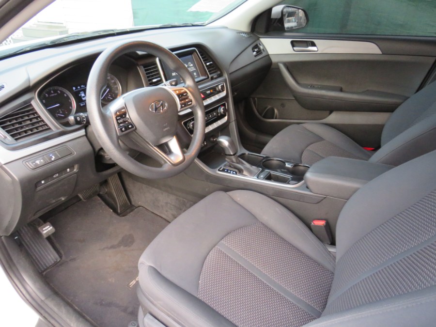 2019 Hyundai Sonata SE 2.4L, available for sale in Middle Village, New York | Road Masters II INC. Middle Village, New York 2019 Hyundai Sonata SE 2.4L, available for sale in Middle Village, New York | Road Masters II INC. Middle Village, New York