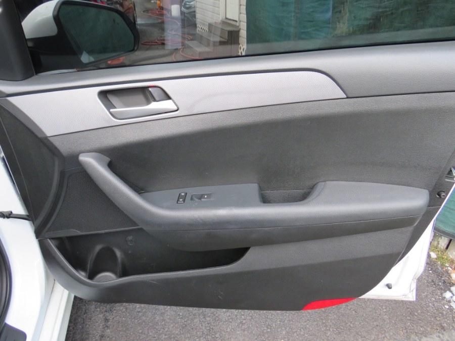 2019 Hyundai Sonata SE 2.4L, available for sale in Middle Village, New York | Road Masters II INC. Middle Village, New York 2019 Hyundai Sonata SE 2.4L, available for sale in Middle Village, New York | Road Masters II INC. Middle Village, New York