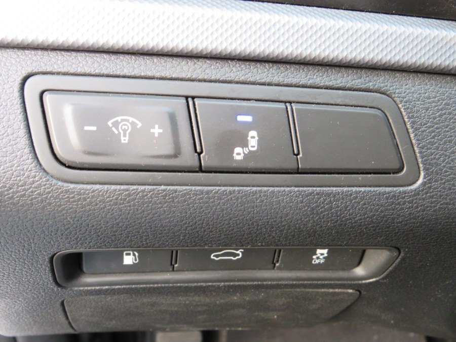 2019 Hyundai Sonata SE 2.4L, available for sale in Middle Village, New York | Road Masters II INC. Middle Village, New York 2019 Hyundai Sonata SE 2.4L, available for sale in Middle Village, New York | Road Masters II INC. Middle Village, New York