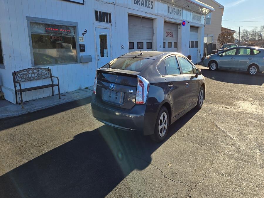 2014 Toyota Prius 5dr HB One (Natl), available for sale in West Haven, Connecticut | Uzun Auto. West Haven, Connecticut 2014 Toyota Prius 5dr HB One (Natl), available for sale in West Haven, Connecticut | Uzun Auto. West Haven, Connecticut