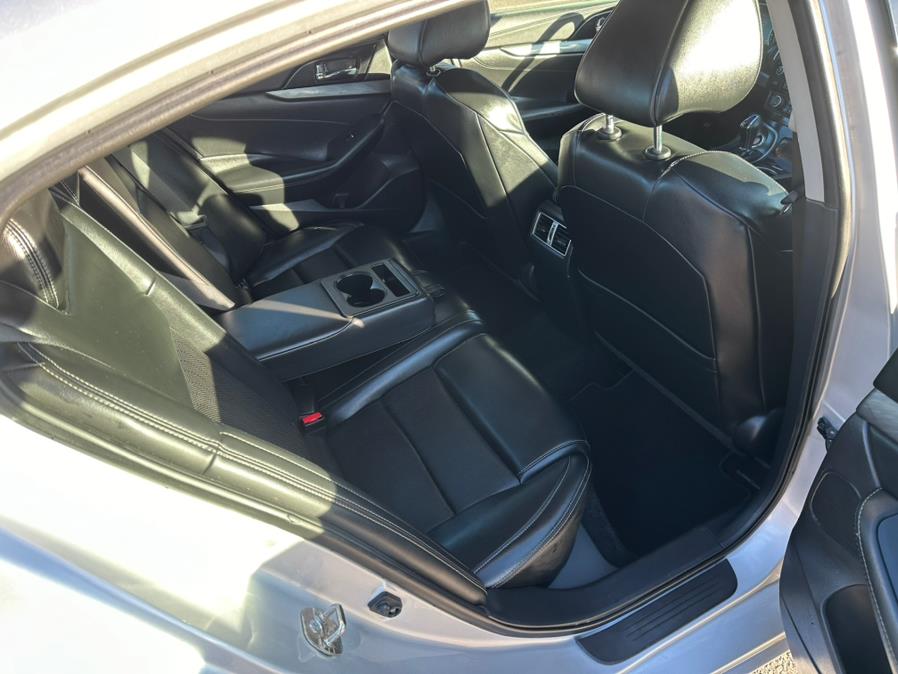 2018 Nissan Maxima SV 3.5L, available for sale in South Windsor, Connecticut | Mike And Tony Auto Sales, Inc. South Windsor, Connecticut 2018 Nissan Maxima SV 3.5L, available for sale in South Windsor, Connecticut | Mike And Tony Auto Sales, Inc. South Windsor, Connecticut