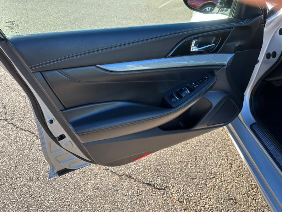 2018 Nissan Maxima SV 3.5L, available for sale in South Windsor, Connecticut | Mike And Tony Auto Sales, Inc. South Windsor, Connecticut 2018 Nissan Maxima SV 3.5L, available for sale in South Windsor, Connecticut | Mike And Tony Auto Sales, Inc. South Windsor, Connecticut