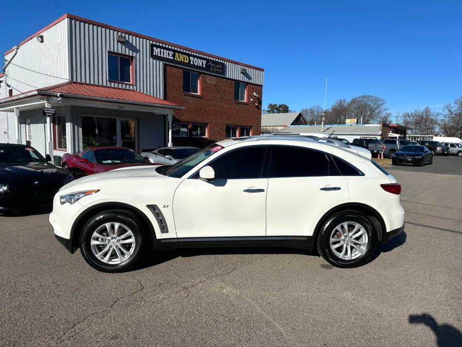 2017 INFINITI QX70 AWD, available for sale in South Windsor, Connecticut | Mike And Tony Auto Sales, Inc. South Windsor, Connecticut 2017 INFINITI QX70 AWD, available for sale in South Windsor, Connecticut | Mike And Tony Auto Sales, Inc. South Windsor, Connecticut