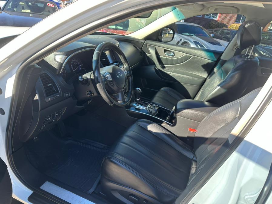 2017 INFINITI QX70 AWD, available for sale in South Windsor, Connecticut | Mike And Tony Auto Sales, Inc. South Windsor, Connecticut 2017 INFINITI QX70 AWD, available for sale in South Windsor, Connecticut | Mike And Tony Auto Sales, Inc. South Windsor, Connecticut