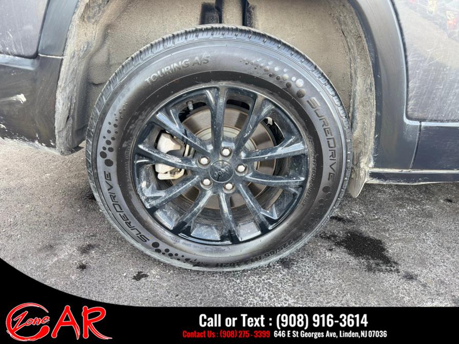 2023 Jeep Cherokee Altitude Lux 4x4, available for sale in Linden, New Jersey | Car Zone. Linden, New Jersey 2023 Jeep Cherokee Altitude Lux 4x4, available for sale in Linden, New Jersey | Car Zone. Linden, New Jersey