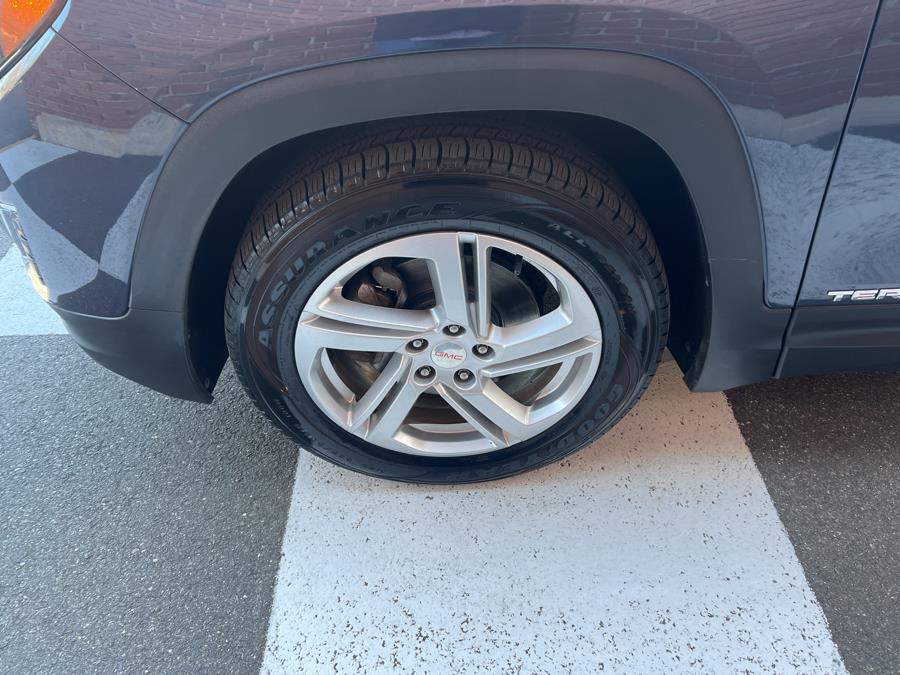 2018 GMC Terrain AWD 4dr SLE, available for sale in Waterbury, Connecticut | National Auto Brokers, Inc.. Waterbury, Connecticut 2018 GMC Terrain AWD 4dr SLE, available for sale in Waterbury, Connecticut | National Auto Brokers, Inc.. Waterbury, Connecticut