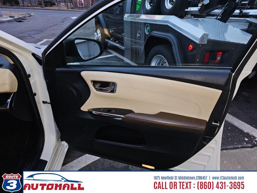 2016 Toyota Avalon 4dr Sdn XLE Plus (Natl), available for sale in Middletown, Connecticut | RT 3 AUTO MALL LLC. Middletown, Connecticut 2016 Toyota Avalon 4dr Sdn XLE Plus (Natl), available for sale in Middletown, Connecticut | RT 3 AUTO MALL LLC. Middletown, Connecticut