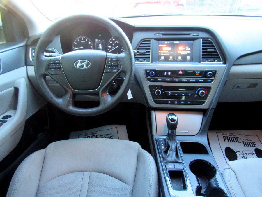 2016 Hyundai Sonata 4dr Sdn 2.4L Sport, available for sale in Paterson, New Jersey | MFG Prestige Auto Group. Paterson, New Jersey 2016 Hyundai Sonata 4dr Sdn 2.4L Sport, available for sale in Paterson, New Jersey | MFG Prestige Auto Group. Paterson, New Jersey