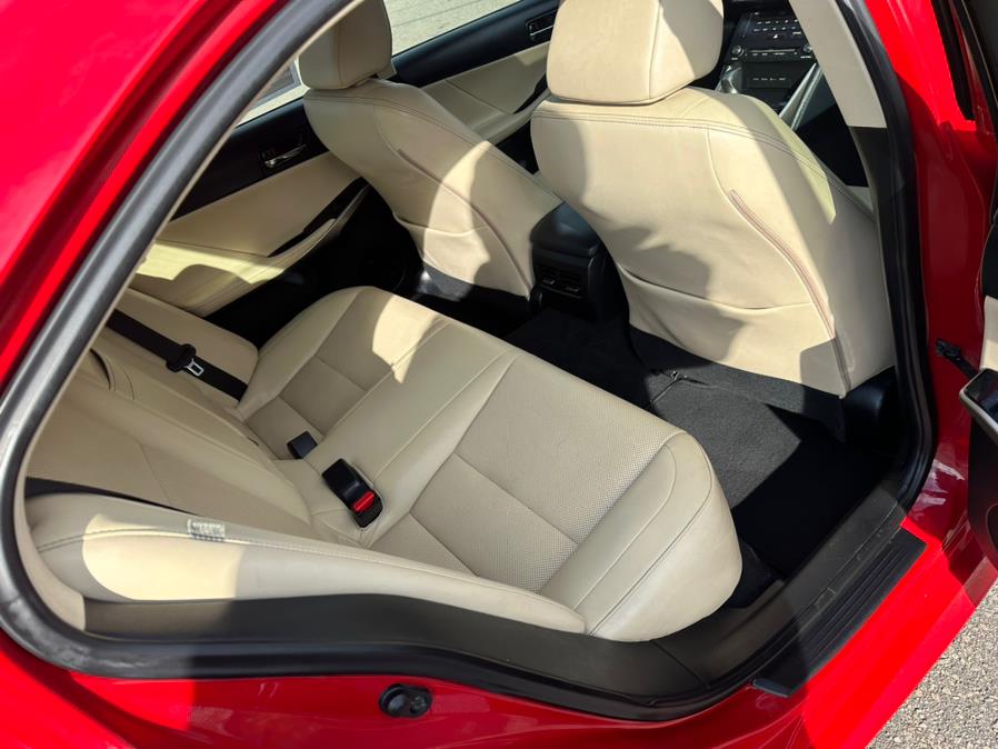 2016 Lexus IS 300 4dr Sdn AWD, available for sale in South Windsor, Connecticut | Mike And Tony Auto Sales, Inc. South Windsor, Connecticut 2016 Lexus IS 300 4dr Sdn AWD, available for sale in South Windsor, Connecticut | Mike And Tony Auto Sales, Inc. South Windsor, Connecticut