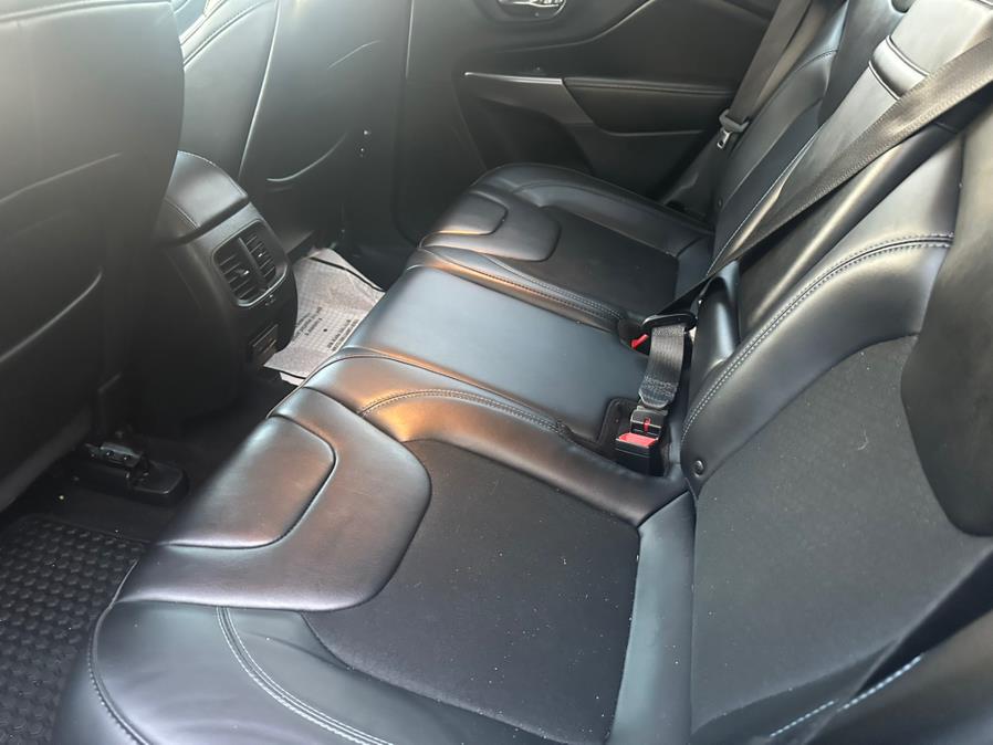 2019 Jeep Cherokee Latitude Plus 4x4, available for sale in Jersey City, New Jersey | Car Valley Group. Jersey City, New Jersey 2019 Jeep Cherokee Latitude Plus 4x4, available for sale in Jersey City, New Jersey | Car Valley Group. Jersey City, New Jersey