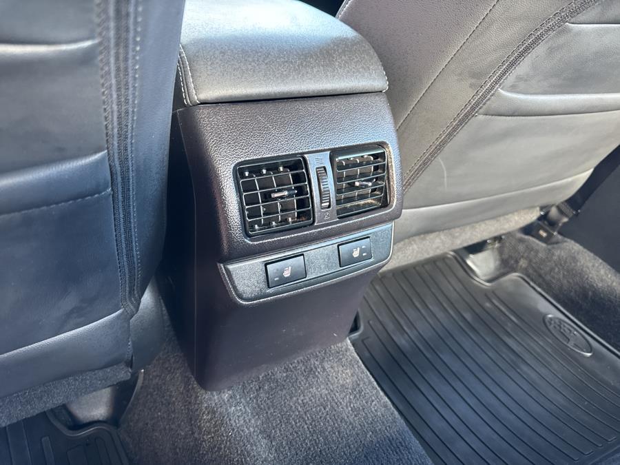 2015 Subaru Legacy 4dr Sdn 2.5i Limited PZEV, available for sale in Waterbury, Connecticut | National Auto Brokers, Inc.. Waterbury, Connecticut 2015 Subaru Legacy 4dr Sdn 2.5i Limited PZEV, available for sale in Waterbury, Connecticut | National Auto Brokers, Inc.. Waterbury, Connecticut