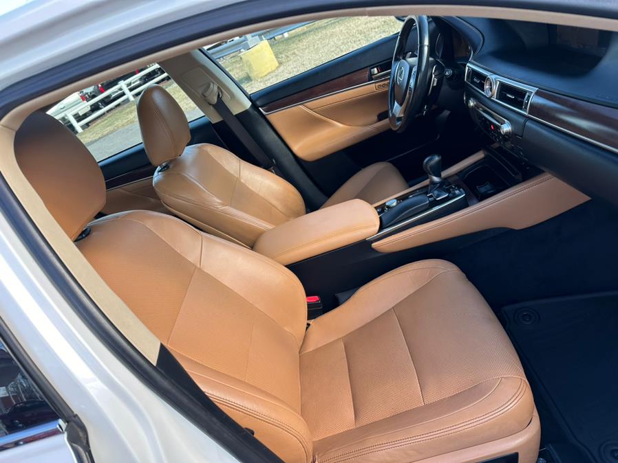 2013 Lexus GS 350 4dr Sdn AWD, available for sale in South Windsor, Connecticut | Mike And Tony Auto Sales, Inc. South Windsor, Connecticut 2013 Lexus GS 350 4dr Sdn AWD, available for sale in South Windsor, Connecticut | Mike And Tony Auto Sales, Inc. South Windsor, Connecticut