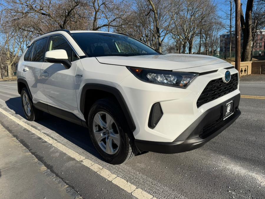 2019 Toyota RAV4 Hybrid LE AWD (Natl), available for sale in Jersey City, New Jersey | Zettes Auto Mall. Jersey City, New Jersey 2019 Toyota RAV4 Hybrid LE AWD (Natl), available for sale in Jersey City, New Jersey | Zettes Auto Mall. Jersey City, New Jersey